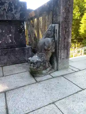伊奈波神社の{uncategorized: "未分類", other: "その他", undefined: "問題あり", building: "その他建物", grave: "お墓", sacred_gate: "鳥居", guardian: "狛犬", statue: "像", buddha: "仏像", history: "歴史", nature: "自然", garden: "庭園", animal: "動物", pagoda: "塔", temizu: "手水舎", mountain_gate: "山門・神門", sanctuary: "本殿・本堂", subordinate: "末社・摂社", art: "芸術", scenery: "景色", jizo: "地蔵", ema: "絵馬", goshuin: "御朱印", omikuji: "おみくじ", items: "授与品その他", amulet: "お守り", goshuincho: "御朱印帳", eats: "食事", festival: "お祭り", votive_dance: "神楽", shichigosan: "七五三参", wedding: "結婚式", experience: "体験その他", initially: "初詣", around: "周辺", anti_infection: "感染症対策"}