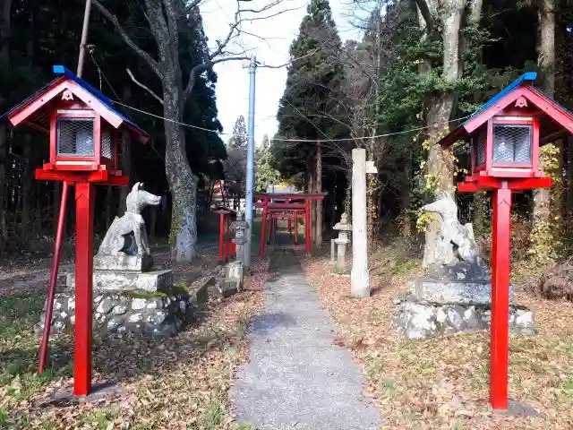 二ツ森稲荷神社の建物その他