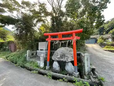 雲八幡宮元宮　雲石のその他建物