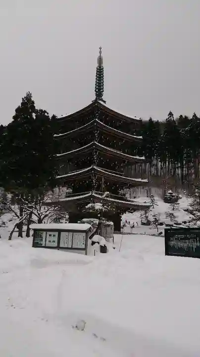 青龍寺(昭和大仏)(青森県)