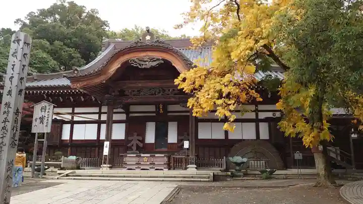 深大寺の本殿・本堂