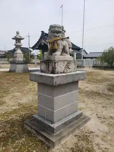 土合神社の狛犬