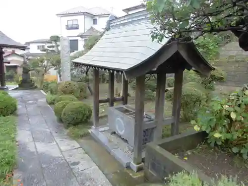東観寺の手水舎
