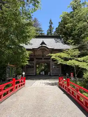 榛名神社の{uncategorized: "未分類", other: "その他", undefined: "問題あり", building: "その他建物", grave: "お墓", sacred_gate: "鳥居", guardian: "狛犬", statue: "像", buddha: "仏像", history: "歴史", nature: "自然", garden: "庭園", animal: "動物", pagoda: "塔", temizu: "手水舎", mountain_gate: "山門・神門", sanctuary: "本殿・本堂", subordinate: "末社・摂社", art: "芸術", scenery: "景色", jizo: "地蔵", ema: "絵馬", goshuin: "御朱印", omikuji: "おみくじ", items: "授与品その他", amulet: "お守り", goshuincho: "御朱印帳", eats: "食事", festival: "お祭り", votive_dance: "神楽", shichigosan: "七五三参", wedding: "結婚式", experience: "体験その他", initially: "初詣", around: "周辺", anti_infection: "感染症対策"}