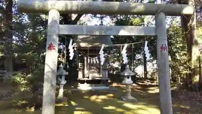 成田熊野神社の鳥居