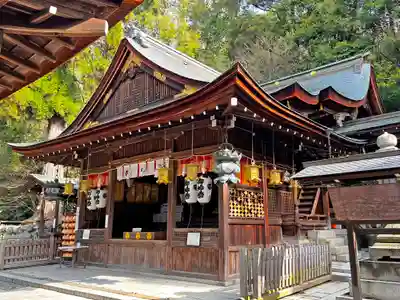 日牟禮八幡宮の本殿・本堂