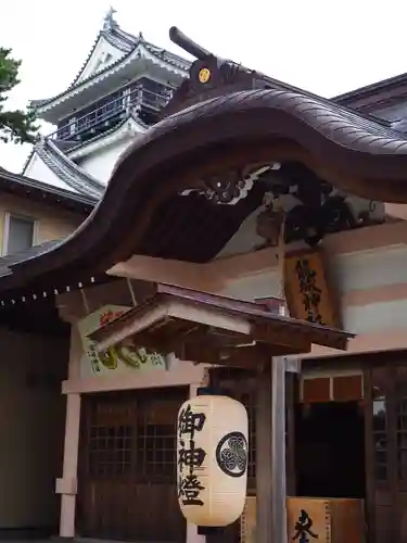 龍城神社の本殿・本堂