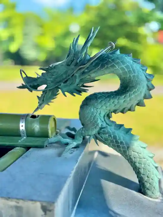 美瑛神社の{uncategorized: "未分類", other: "その他", undefined: "問題あり", building: "その他建物", grave: "お墓", sacred_gate: "鳥居", guardian: "狛犬", statue: "像", buddha: "仏像", history: "歴史", nature: "自然", garden: "庭園", animal: "動物", pagoda: "塔", temizu: "手水舎", mountain_gate: "山門・神門", sanctuary: "本殿・本堂", subordinate: "末社・摂社", art: "芸術", scenery: "景色", jizo: "地蔵", ema: "絵馬", goshuin: "御朱印", omikuji: "おみくじ", items: "授与品その他", amulet: "お守り", goshuincho: "御朱印帳", eats: "食事", festival: "お祭り", votive_dance: "神楽", shichigosan: "七五三参", wedding: "結婚式", experience: "体験その他", initially: "初詣", around: "周辺", anti_infection: "感染症対策"}