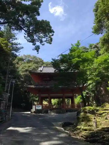 方廣寺の山門