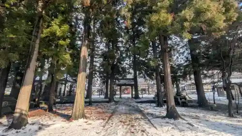 報恩寺の{uncategorized: "未分類", other: "その他", undefined: "問題あり", building: "その他建物", grave: "お墓", sacred_gate: "鳥居", guardian: "狛犬", statue: "像", buddha: "仏像", history: "歴史", nature: "自然", garden: "庭園", animal: "動物", pagoda: "塔", temizu: "手水舎", mountain_gate: "山門・神門", sanctuary: "本殿・本堂", subordinate: "末社・摂社", art: "芸術", scenery: "景色", jizo: "地蔵", ema: "絵馬", goshuin: "御朱印", omikuji: "おみくじ", items: "授与品その他", amulet: "お守り", goshuincho: "御朱印帳", eats: "食事", festival: "お祭り", votive_dance: "神楽", shichigosan: "七五三参", wedding: "結婚式", experience: "体験その他", initially: "初詣", around: "周辺", anti_infection: "感染症対策"}