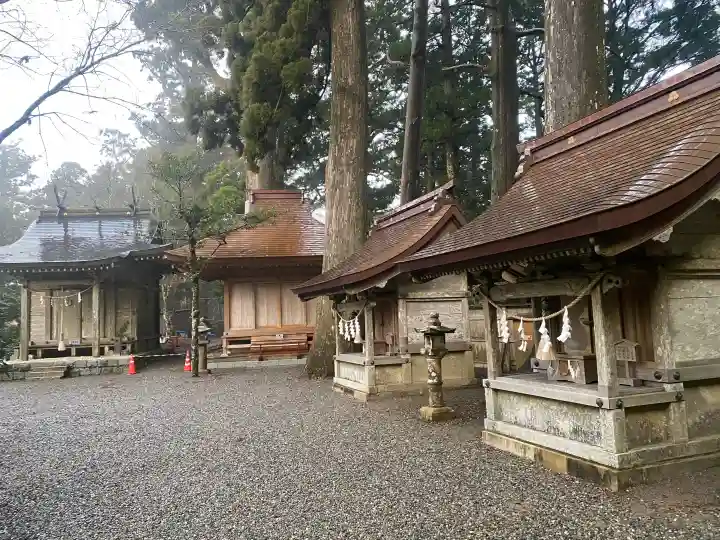 玉置神社の{uncategorized: "未分類", other: "その他", undefined: "問題あり", building: "その他建物", grave: "お墓", sacred_gate: "鳥居", guardian: "狛犬", statue: "像", buddha: "仏像", history: "歴史", nature: "自然", garden: "庭園", animal: "動物", pagoda: "塔", temizu: "手水舎", mountain_gate: "山門・神門", sanctuary: "本殿・本堂", subordinate: "末社・摂社", art: "芸術", scenery: "景色", jizo: "地蔵", ema: "絵馬", goshuin: "御朱印", omikuji: "おみくじ", items: "授与品その他", amulet: "お守り", goshuincho: "御朱印帳", eats: "食事", festival: "お祭り", votive_dance: "神楽", shichigosan: "七五三参", wedding: "結婚式", experience: "体験その他", initially: "初詣", around: "周辺", anti_infection: "感染症対策"}