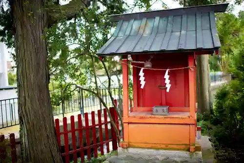 穂高神社本宮の末社