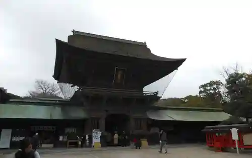 筥崎宮の山門