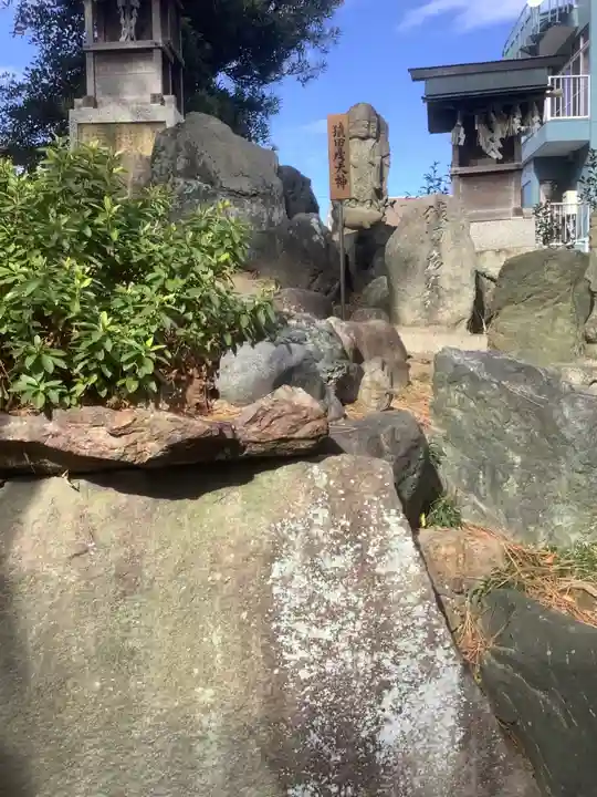 八幡社(栄生八幡社)の末社・摂社