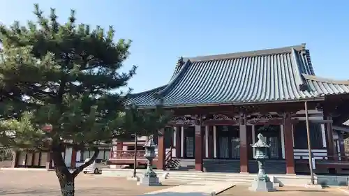 大安寺の本殿・本堂