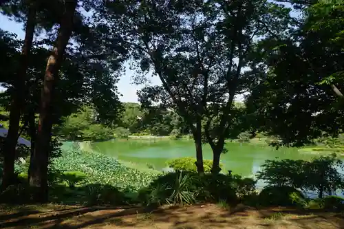 厳嶋神社の庭園