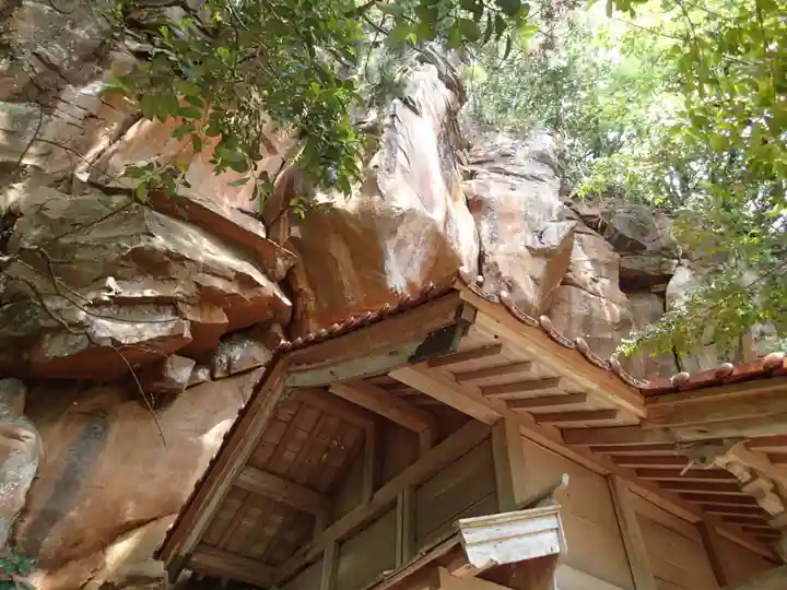 赤岩神社の本殿・本堂