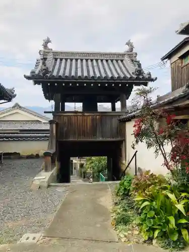 浄運寺の山門