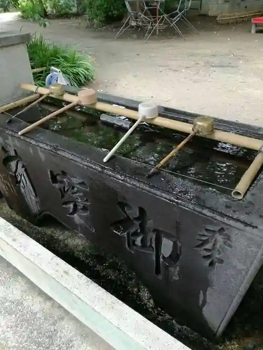 越谷香取神社の手水舎