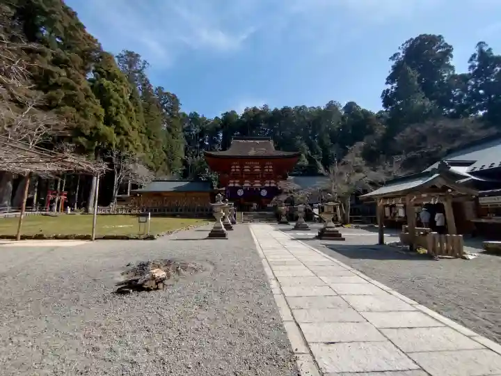 丹生都比売神社の{uncategorized: "未分類", other: "その他", undefined: "問題あり", building: "その他建物", grave: "お墓", sacred_gate: "鳥居", guardian: "狛犬", statue: "像", buddha: "仏像", history: "歴史", nature: "自然", garden: "庭園", animal: "動物", pagoda: "塔", temizu: "手水舎", mountain_gate: "山門・神門", sanctuary: "本殿・本堂", subordinate: "末社・摂社", art: "芸術", scenery: "景色", jizo: "地蔵", ema: "絵馬", goshuin: "御朱印", omikuji: "おみくじ", items: "授与品その他", amulet: "お守り", goshuincho: "御朱印帳", eats: "食事", festival: "お祭り", votive_dance: "神楽", shichigosan: "七五三参", wedding: "結婚式", experience: "体験その他", initially: "初詣", around: "周辺", anti_infection: "感染症対策"}
