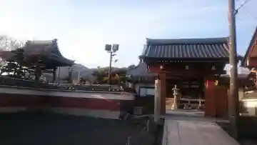 法忍寺の山門・神門