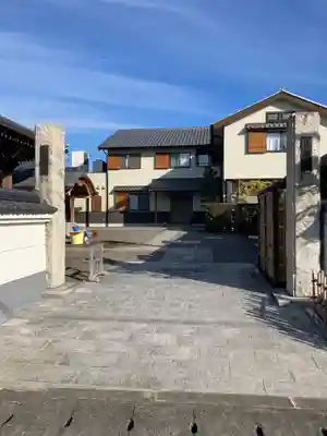 上行寺の山門・神門