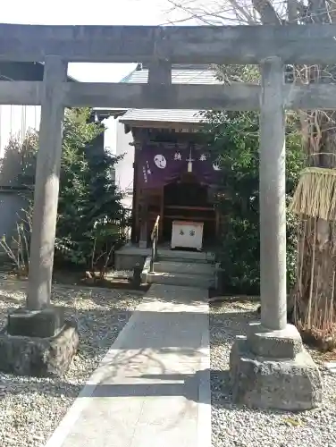筑土八幡神社の{uncategorized: "未分類", other: "その他", undefined: "問題あり", building: "その他建物", grave: "お墓", sacred_gate: "鳥居", guardian: "狛犬", statue: "像", buddha: "仏像", history: "歴史", nature: "自然", garden: "庭園", animal: "動物", pagoda: "塔", temizu: "手水舎", mountain_gate: "山門・神門", sanctuary: "本殿・本堂", subordinate: "末社・摂社", art: "芸術", scenery: "景色", jizo: "地蔵", ema: "絵馬", goshuin: "御朱印", omikuji: "おみくじ", items: "授与品その他", amulet: "お守り", goshuincho: "御朱印帳", eats: "食事", festival: "お祭り", votive_dance: "神楽", shichigosan: "七五三参", wedding: "結婚式", experience: "体験その他", initially: "初詣", around: "周辺", anti_infection: "感染症対策"}