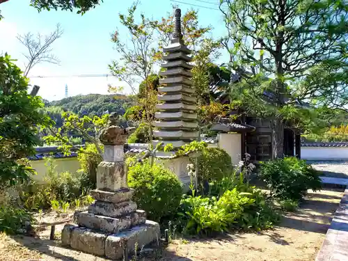 満願寺の塔