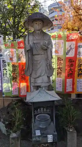 東界寺の像