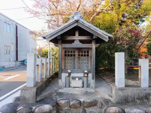 秋葉神社の末社