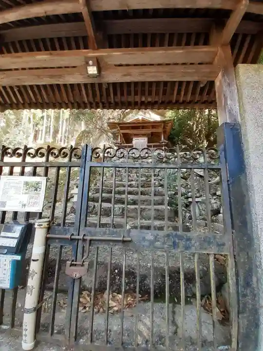 岩神神社(奈良県)