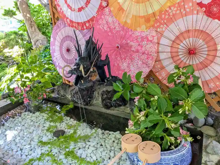 虻田神社の手水舎