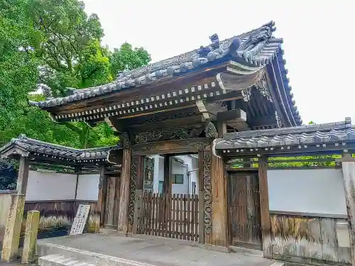 寿琳寺の山門・神門