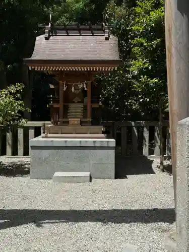 鴨都波神社の{uncategorized: "未分類", other: "その他", undefined: "問題あり", building: "その他建物", grave: "お墓", sacred_gate: "鳥居", guardian: "狛犬", statue: "像", buddha: "仏像", history: "歴史", nature: "自然", garden: "庭園", animal: "動物", pagoda: "塔", temizu: "手水舎", mountain_gate: "山門・神門", sanctuary: "本殿・本堂", subordinate: "末社・摂社", art: "芸術", scenery: "景色", jizo: "地蔵", ema: "絵馬", goshuin: "御朱印", omikuji: "おみくじ", items: "授与品その他", amulet: "お守り", goshuincho: "御朱印帳", eats: "食事", festival: "お祭り", votive_dance: "神楽", shichigosan: "七五三参", wedding: "結婚式", experience: "体験その他", initially: "初詣", around: "周辺", anti_infection: "感染症対策"}