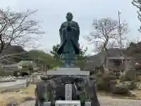 立泉寺の{uncategorized: "未分類", other: "その他", undefined: "問題あり", building: "その他建物", grave: "お墓", sacred_gate: "鳥居", guardian: "狛犬", statue: "像", buddha: "仏像", history: "歴史", nature: "自然", garden: "庭園", animal: "動物", pagoda: "塔", temizu: "手水舎", mountain_gate: "山門・神門", sanctuary: "本殿・本堂", subordinate: "末社・摂社", art: "芸術", scenery: "景色", jizo: "地蔵", ema: "絵馬", goshuin: "御朱印", omikuji: "おみくじ", items: "授与品その他", amulet: "お守り", goshuincho: "御朱印帳", eats: "食事", festival: "お祭り", votive_dance: "神楽", shichigosan: "七五三参", wedding: "結婚式", experience: "体験その他", initially: "初詣", around: "周辺", anti_infection: "感染症対策"}