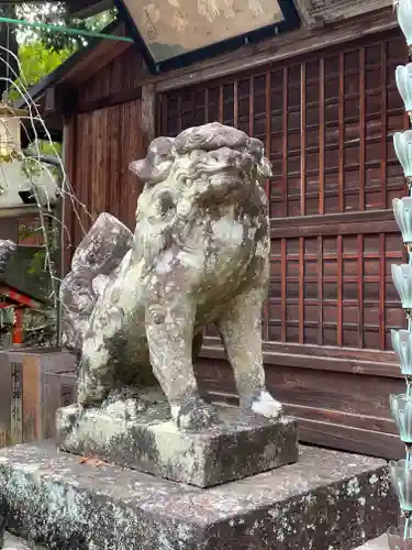 葛上神社の狛犬