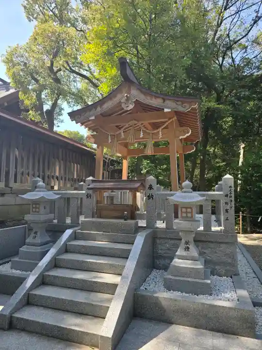 和泉國一之宮 大鳥大社の{uncategorized: "未分類", other: "その他", undefined: "問題あり", building: "その他建物", grave: "お墓", sacred_gate: "鳥居", guardian: "狛犬", statue: "像", buddha: "仏像", history: "歴史", nature: "自然", garden: "庭園", animal: "動物", pagoda: "塔", temizu: "手水舎", mountain_gate: "山門・神門", sanctuary: "本殿・本堂", subordinate: "末社・摂社", art: "芸術", scenery: "景色", jizo: "地蔵", ema: "絵馬", goshuin: "御朱印", omikuji: "おみくじ", items: "授与品その他", amulet: "お守り", goshuincho: "御朱印帳", eats: "食事", festival: "お祭り", votive_dance: "神楽", shichigosan: "七五三参", wedding: "結婚式", experience: "体験その他", initially: "初詣", around: "周辺", anti_infection: "感染症対策"}