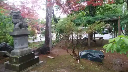 岩見澤神社の庭園