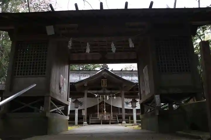 王宮伊豆神社の山門・神門