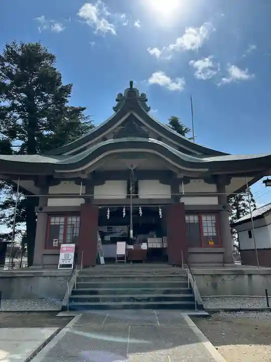 新川神社の本殿・本堂