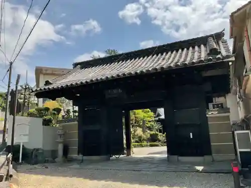 相応寺の山門・神門