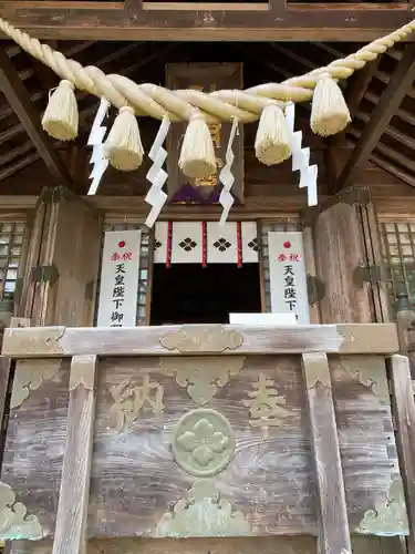 神明社の本殿