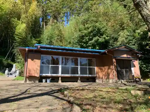 安養寺の本殿・本堂