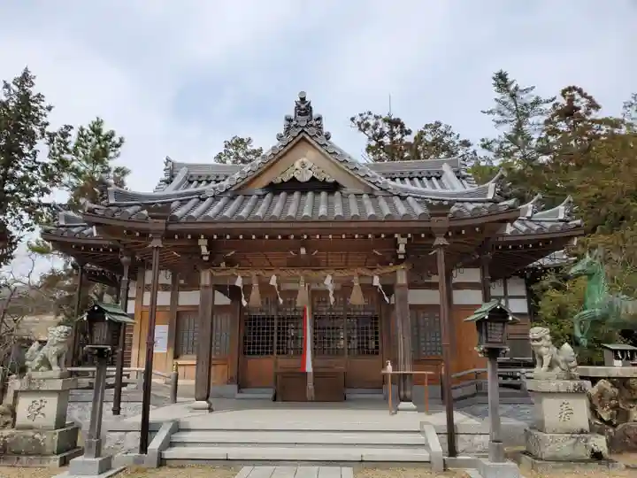 淡河八幡神社の本殿・本堂