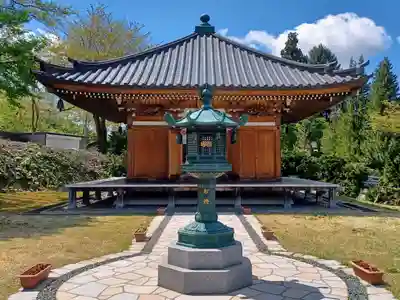 青龍寺(昭和大仏)(青森県)
