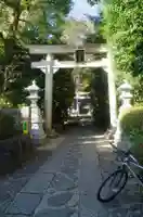 東新町氷川神社の鳥居