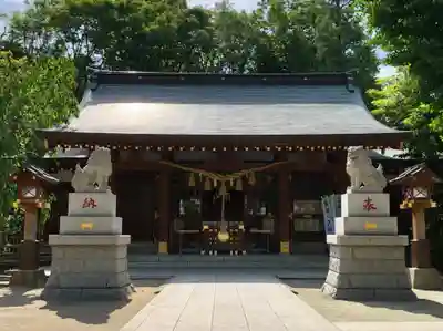 新田神社の本殿・本堂