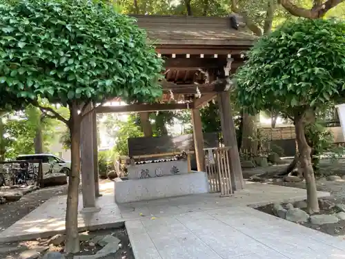 前鳥神社の手水