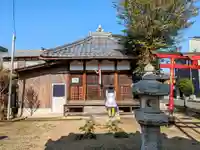 伊庭薬師堂の本殿・本堂