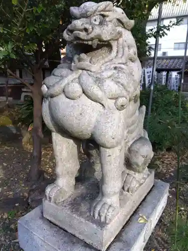 日置神社の狛犬